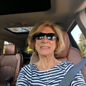 Meet your Posher, Vickie